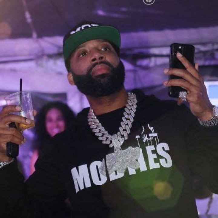 J Prince Jr Is Criticized By Takeoff Fan After He Walks Past His Dead Body