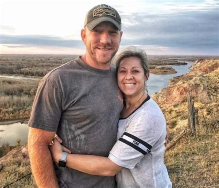 Jacob Landry Wife Lyndsi Landry Age, Birthday, Wikipedia, Who, Nationality, Biography