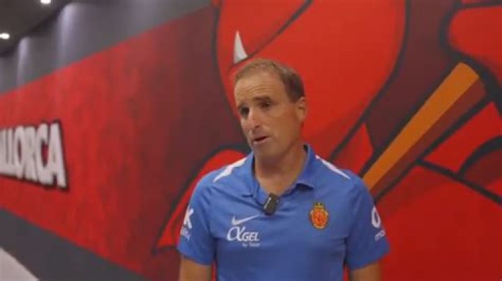 
Jagoba Arrasate Height, Weight, Net Worth, Age, Birthday, Wikipedia, Who, Nationality, Biography 