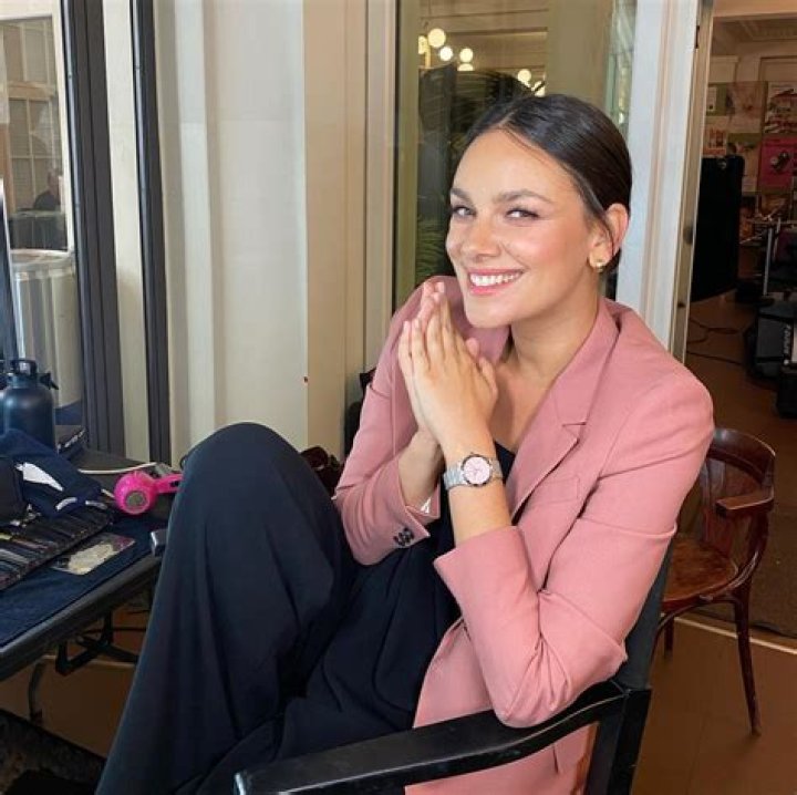 Janina Elkin Height, Weight, Net Worth, Age, Birthday, Wikipedia, Who, Instagram, Biography