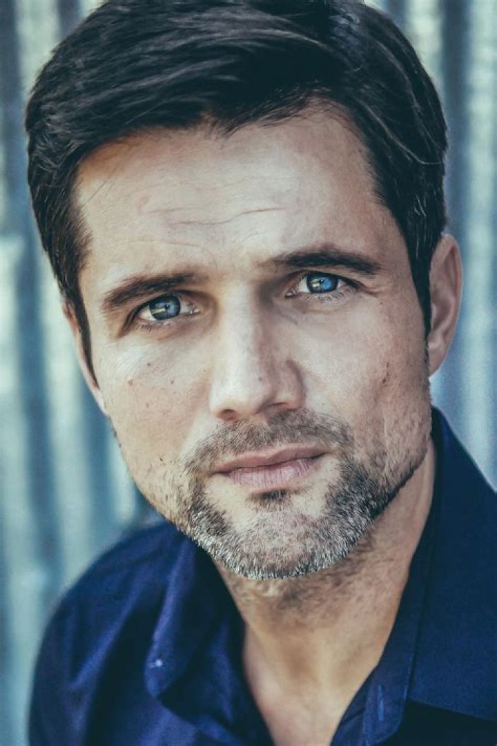 Jason Alan Smith Height, Weight, Net Worth, Age, Birthday, Wikipedia, Who, Nationality, Biography