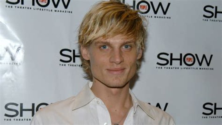 Jeffrey Carlson Height, Weight, Net Worth, Age, Birthday, Wikipedia, Who, Nationality, Biography