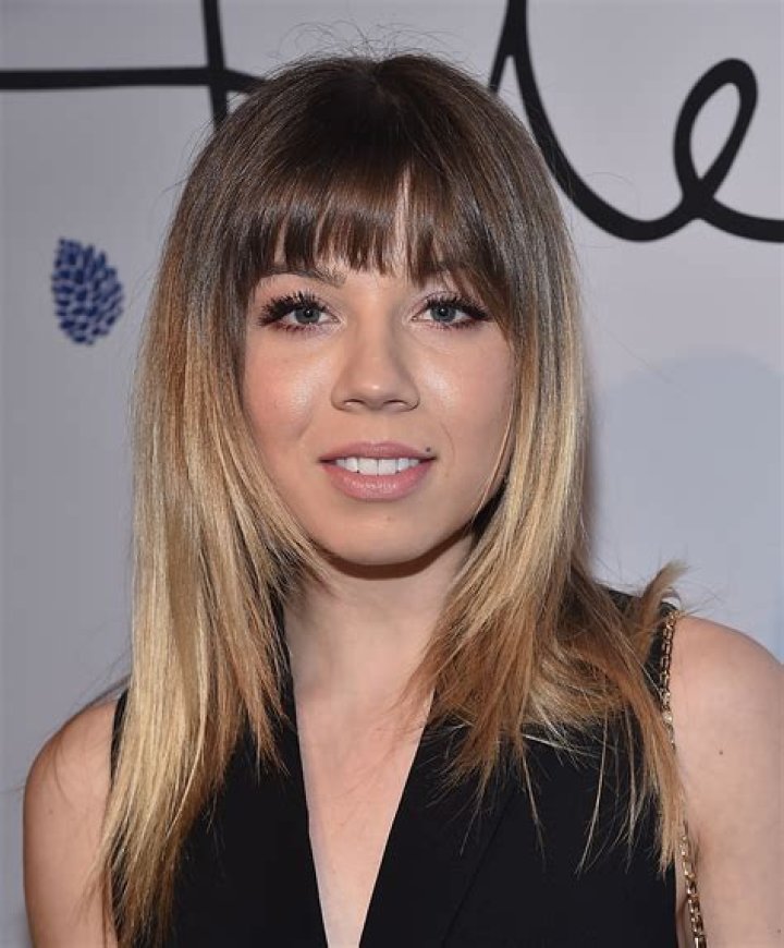 Jennette McCurdy Height, Weight, Net Worth, Age, Birthday, Wikipedia, Who, Nationality, Biography