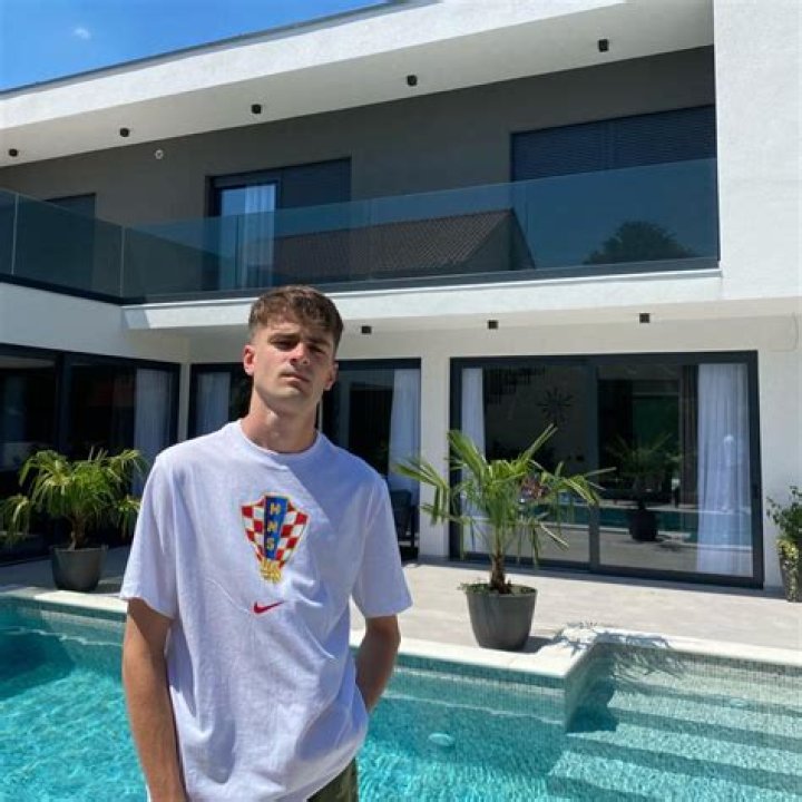 Jimbo Hall Height, Weight, Net Worth, Age, Birthday, Wikipedia, Who, Instagram, Biography