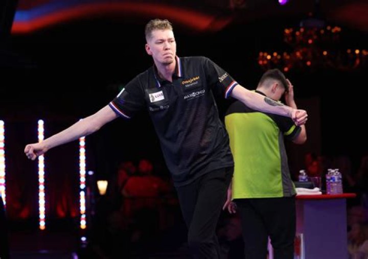 Jimmy Darts Height, Weight, Net Worth, Age, Birthday, Wikipedia, Who, Nationality, Biography