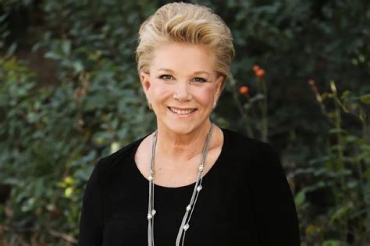 
Joan Lunden Recalls How Going Public with Her Breast Cancer Journey in 2014 ‘Changed’ Her Life 