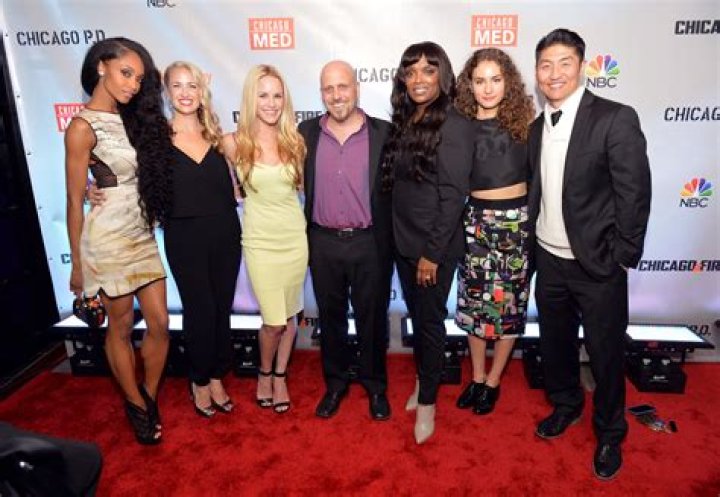 Julie Berman Height, Weight, Net Worth, Age, Birthday, Wikipedia, Who, Nationality, Biography