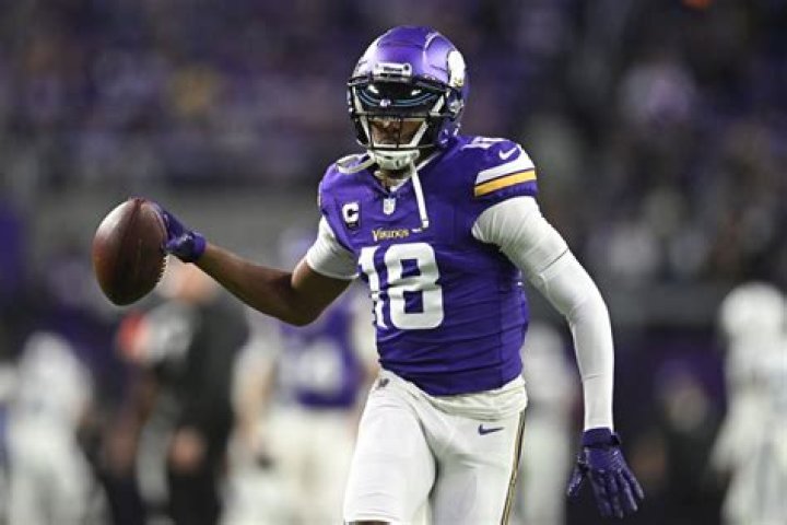 
Justin Jefferson injury update: Minnesota Vikings WR suffers hamstring injury vs Kansas City Chiefs 