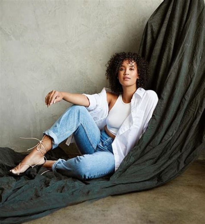 
Kimmi Chex Height, Weight, Net Worth, Age, Birthday, Wikipedia, Who, Nationality, Biography 