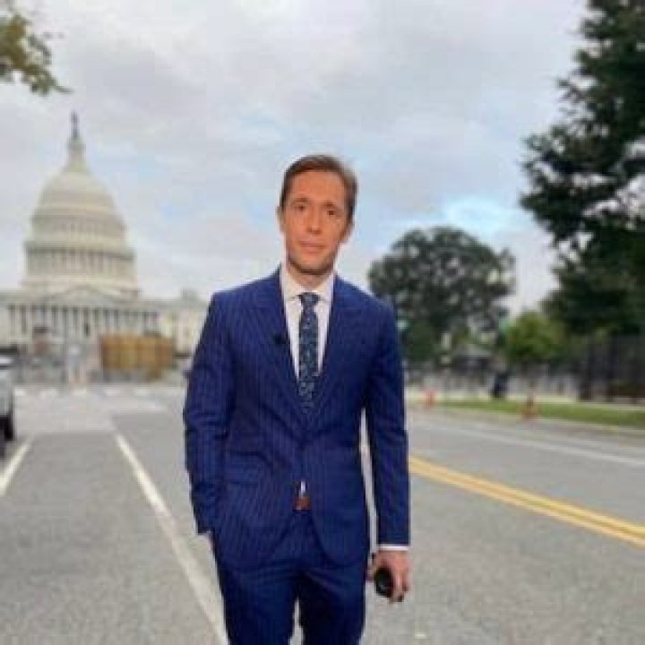 Kris Van Cleave Height, Weight, Net Worth, Age, Birthday, Wikipedia, Who, Instagram, Biography