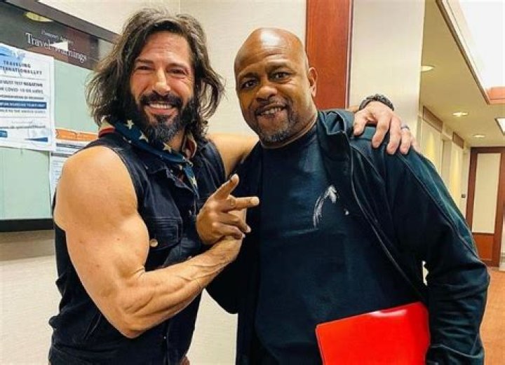 
Kyle Reyes Height, Weight, Net Worth, Age, Birthday, Wikipedia, Who, Nationality, Biography 