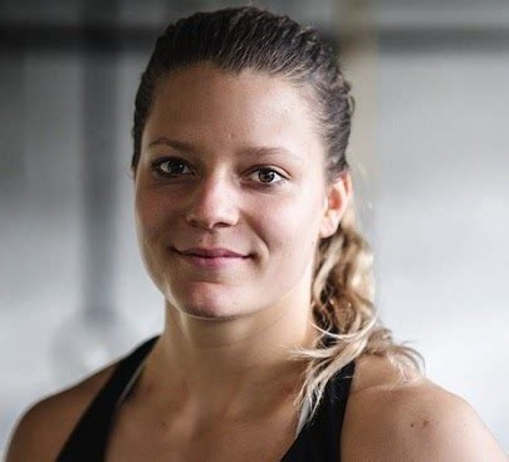 Laura Horvath Height, Weight, Net Worth, Age, Birthday, Wikipedia, Who, Instagram, Biography