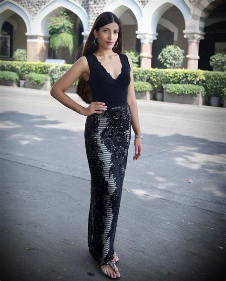 
Leeza Mangaldas Height, Weight, Net Worth, Age, Birthday, Wikipedia, Who, Nationality, Biography 