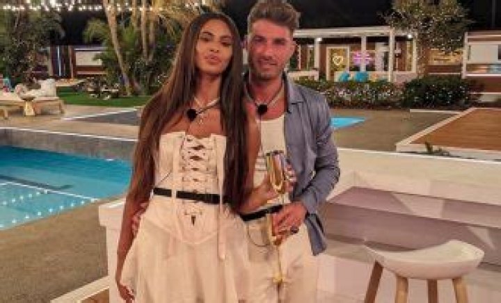 
Love Island All Stars: Are Sophie Piper And Josh Ritchie Still Together? Who are Sophie Piper And Josh Ritchie? 