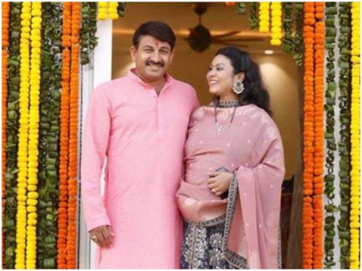 
Manoj Tiwari Wife Who is Manoj Tiwari Wife? 