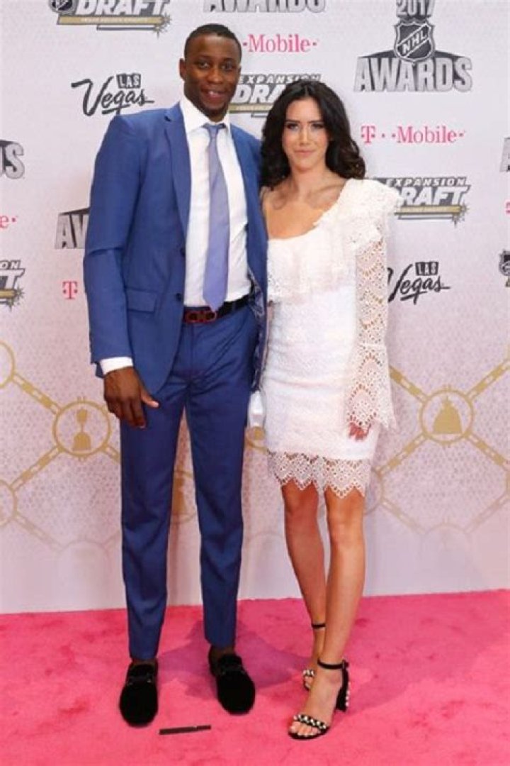 Maple Leafs Right Wing Wayne Simmonds And His Wife Crystal Corey Married In Toronto