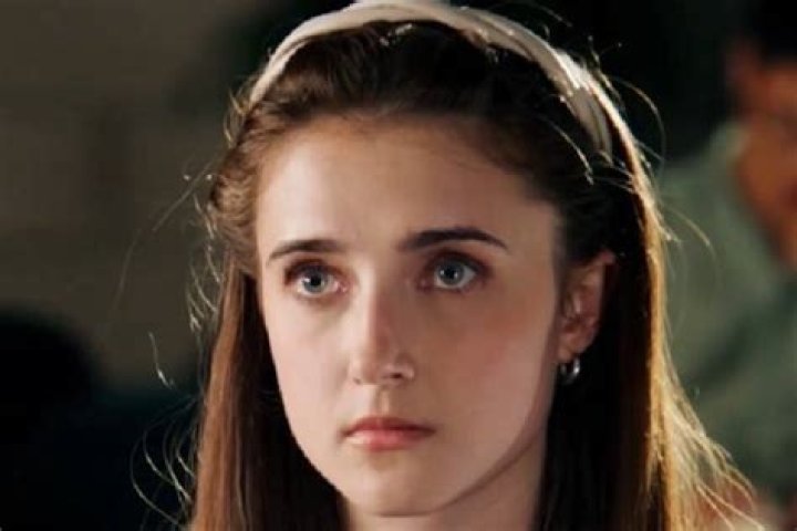 
Marina Catalán Age, Birthday, Wikipedia, Who, Nationality, Biography 