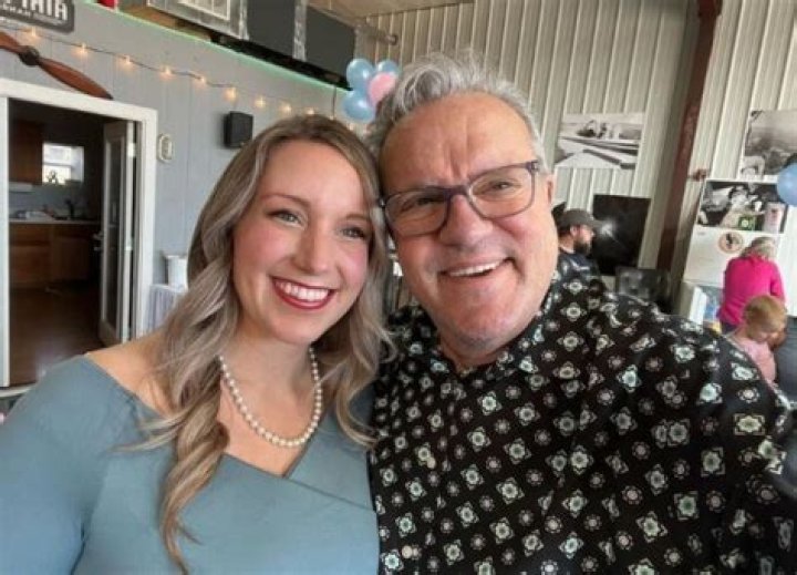 Mark Lowry Height, Weight, Net Worth, Age, Birthday, Wikipedia, Who, Nationality, Biography