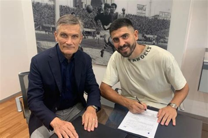 
Martin Erlić Height, Weight, Net Worth, Age, Birthday, Wikipedia, Who, Nationality, Biography 