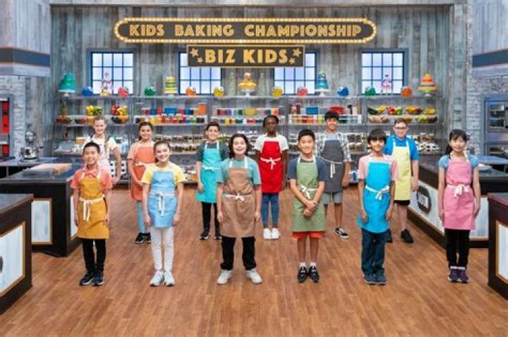 Meet 11 Years Old Foster Smith From Kids Baking Championship | Net Worth And Family