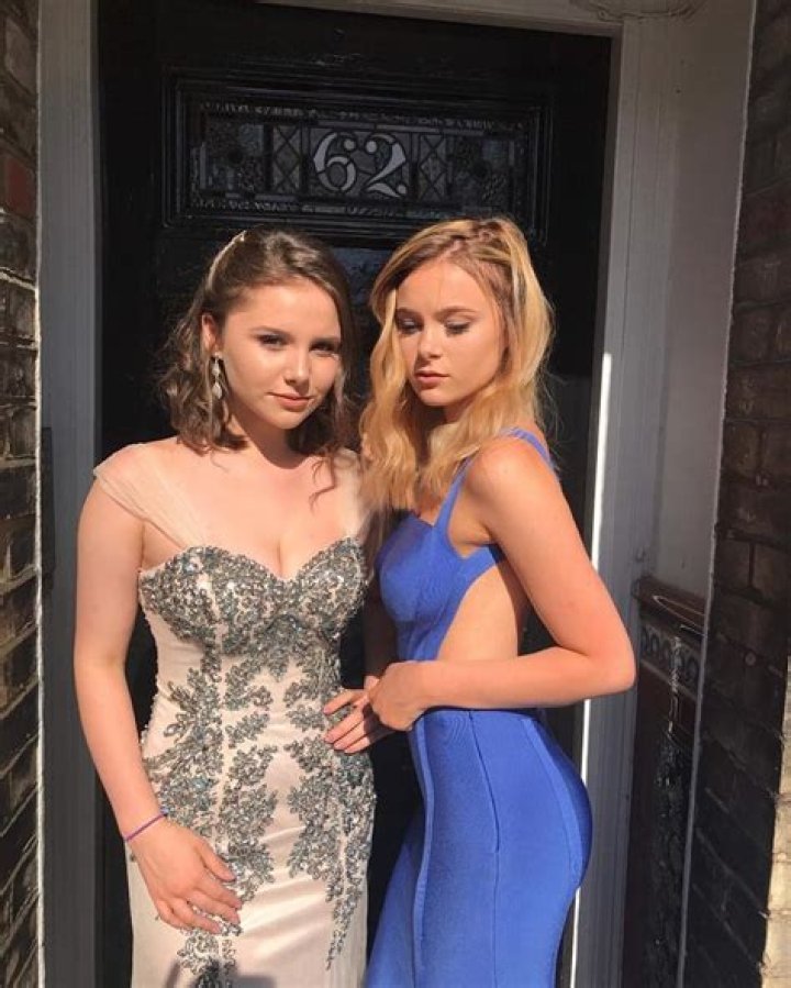 Mia Jenkins Height, Weight, Net Worth, Age, Birthday, Wikipedia, Who, Instagram, Biography