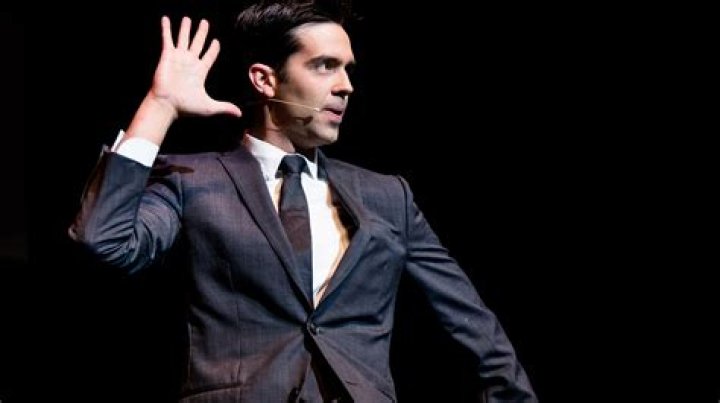 
Michael Carbonaro Height, Weight, Net Worth, Age, Birthday, Wikipedia, Who, Nationality, Biography 