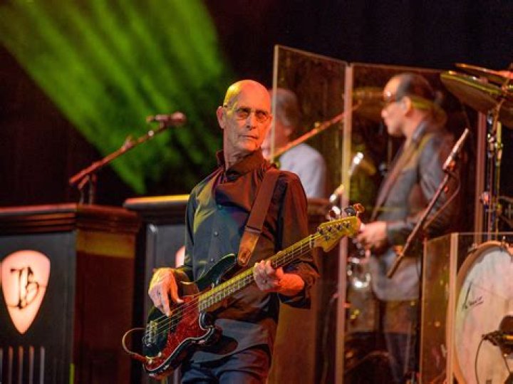 
Michael Rhodes’ Death, Bass Player Leaves Fans Sad & Heartbroken 