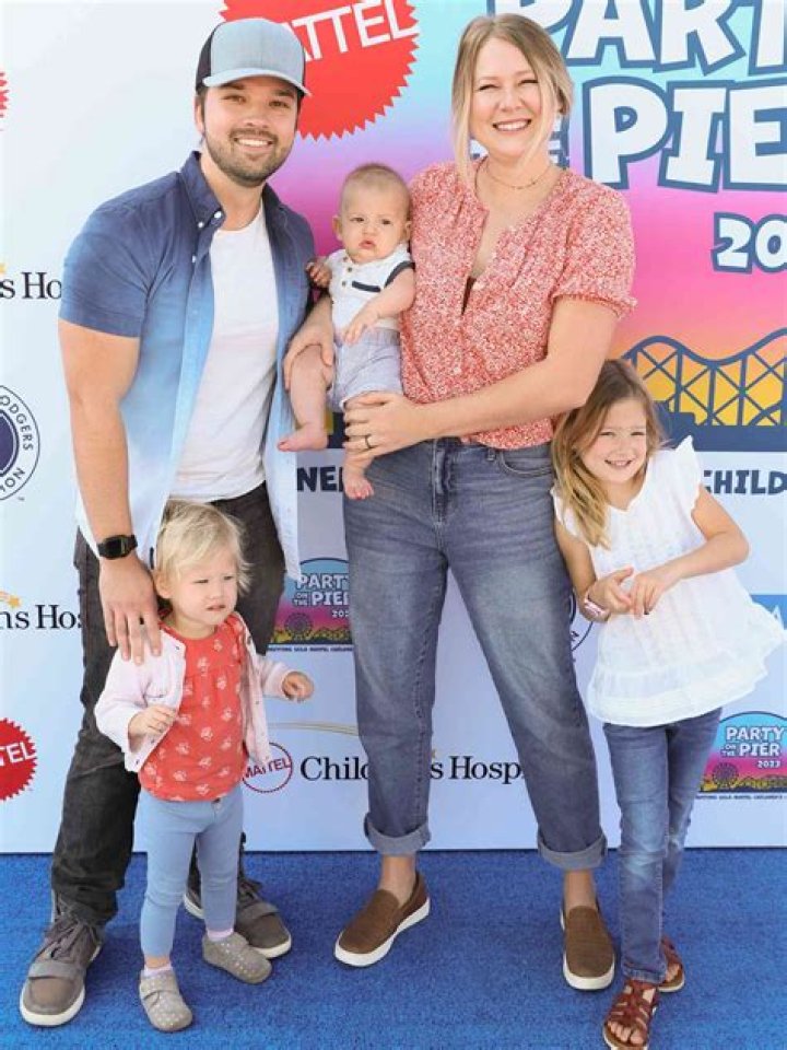 
Mike McCarthy Kids: Gabrielle Kathleen, Isabella Conroy And Alexandra, Wife Jessica Kress And Net Worth 