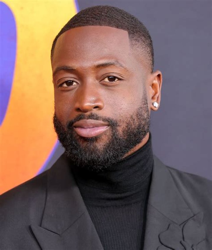 Mike Wade Height, Weight, Net Worth, Age, Birthday, Wikipedia, Who, Nationality, Biography