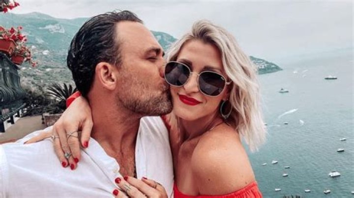 Miranda Frigon Height, Weight, Net Worth, Age, Birthday, Wikipedia, Who, Nationality, Biography