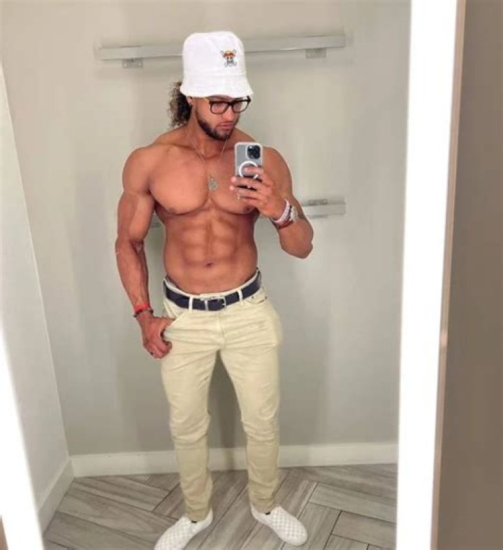 Mixed Tarzan Height, Weight, Net Worth, Age, Birthday, Wikipedia, Who, Instagram, Biography