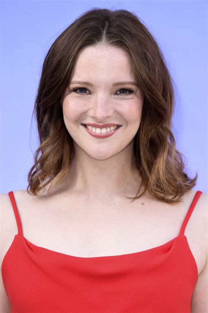 Morfydd Clark Height, Weight, Net Worth, Age, Birthday, Wikipedia, Who, Nationality, Biography