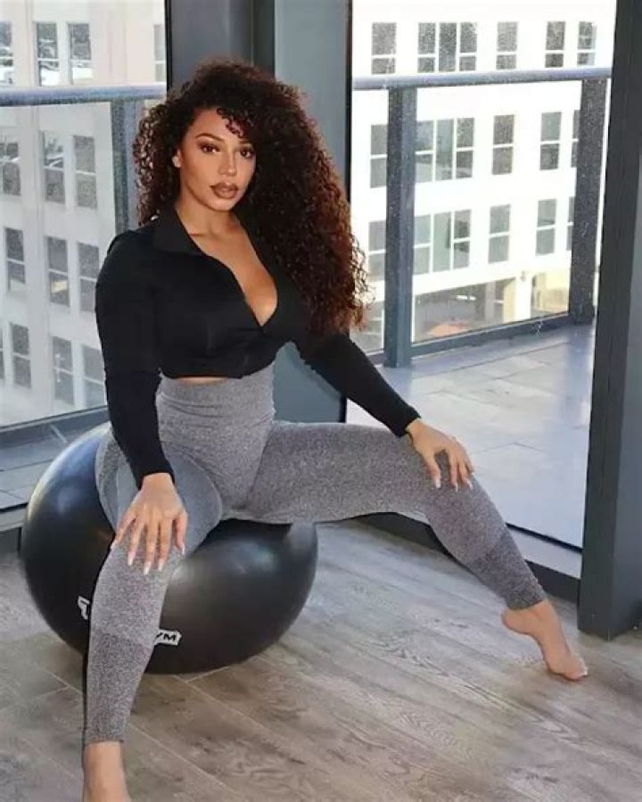 
Natalie Tortelli Height, Weight, Net Worth, Age, Birthday, Wikipedia, Who, Nationality, Biography 