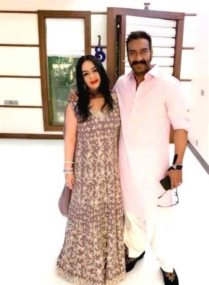 Neelam Devgan Height, Weight, Net Worth, Age, Birthday, Wikipedia, Who, Instagram, Biography