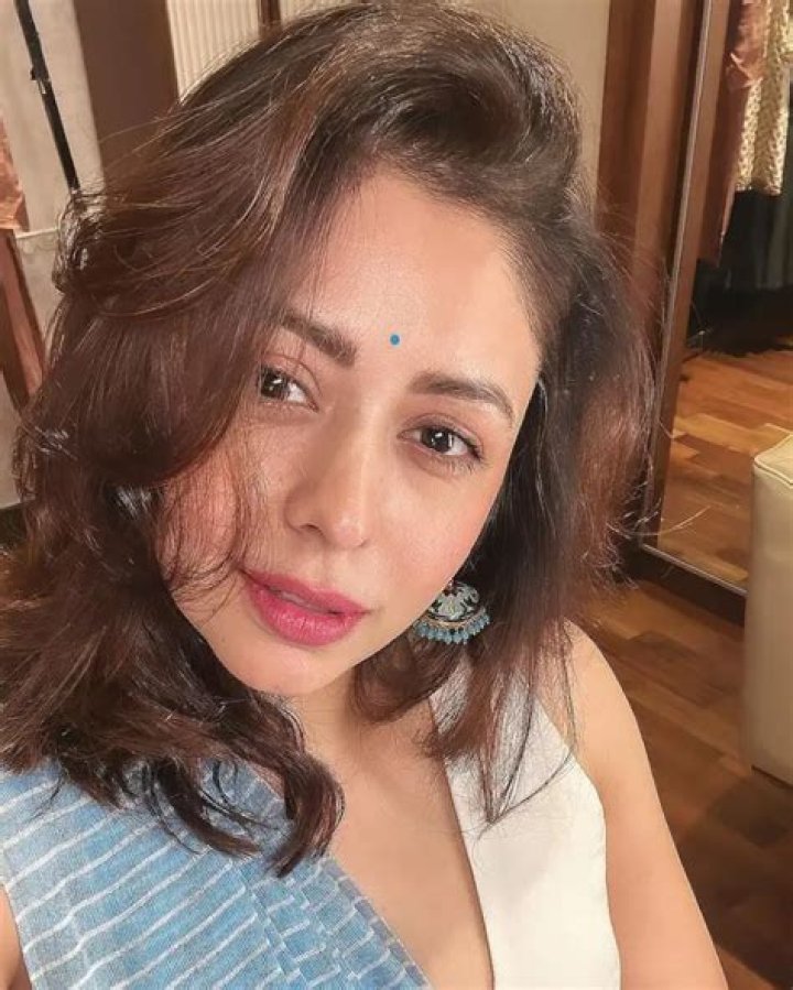 
Neha Sargam Height, Weight, Net Worth, Age, Birthday, Wikipedia, Who, Nationality, Biography 