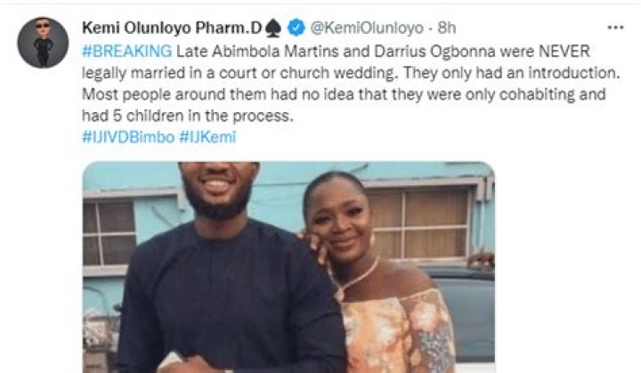 
Nigerians Have Taken To Social Media To Berate Kemu Olunloyo 