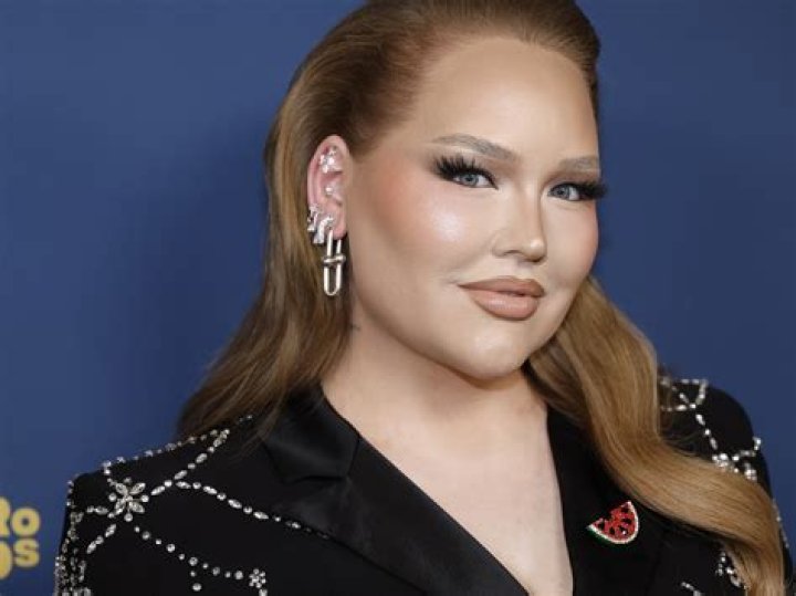 Nikkie de Jager Height, Weight, Net Worth, Age, Birthday, Wikipedia, Who, Nationality, Biography