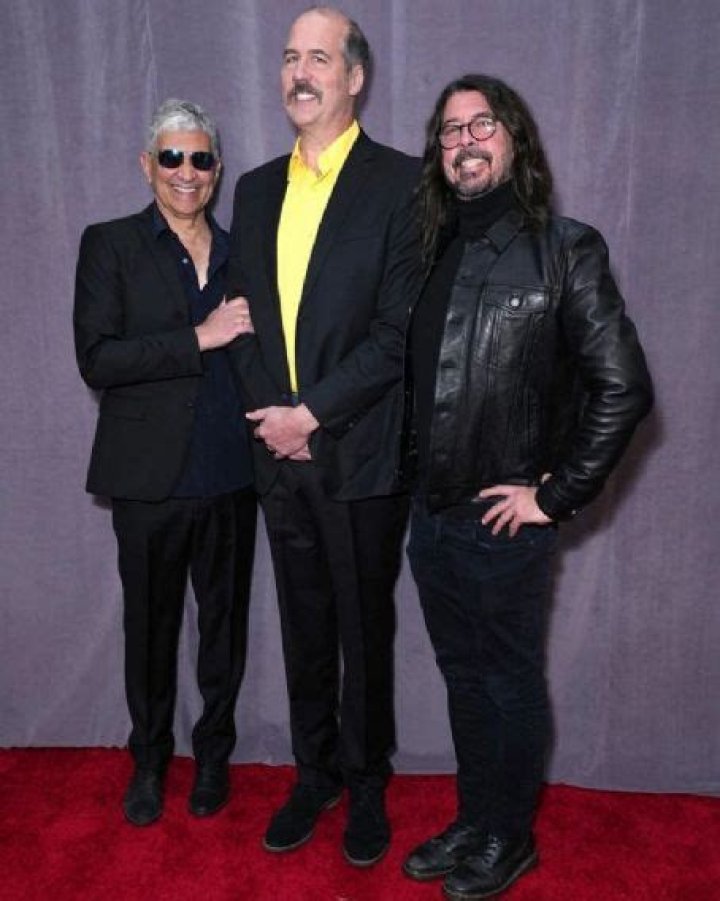 Pat Smear Height, Weight, Net Worth, Age, Birthday, Wikipedia, Who, Instagram, Biography