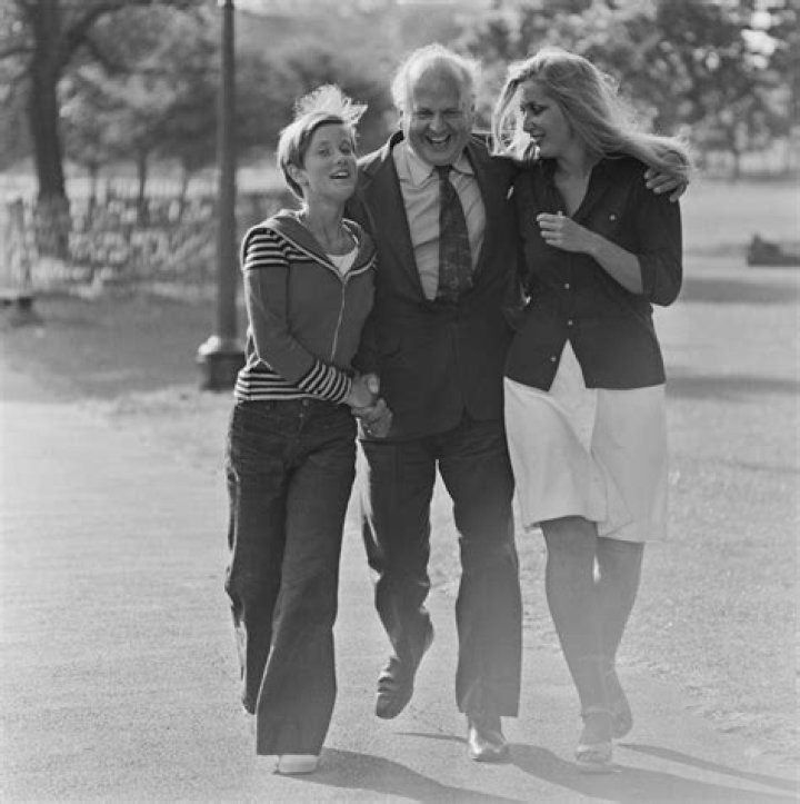 Paula Yates Height, Weight, Net Worth, Age, Birthday, Wikipedia, Who, Instagram, Biography