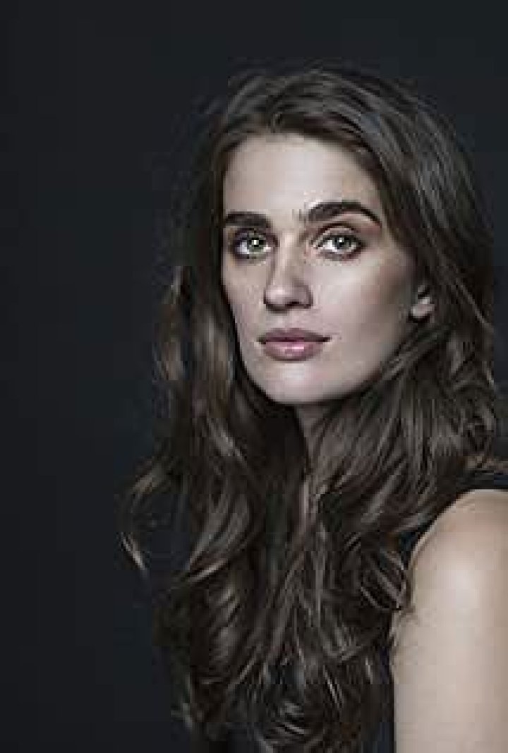 Perrie Kapernaros Height, Weight, Net Worth, Age, Birthday, Wikipedia, Who, Instagram, Biography