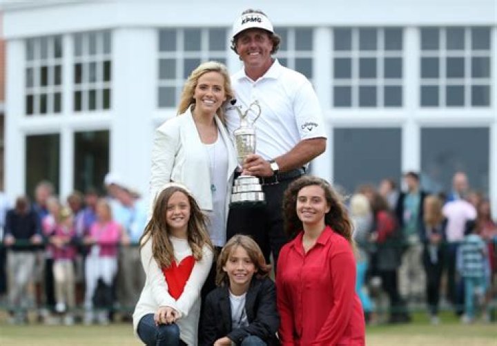 Phil Mickelson Height, Weight, Net Worth, Age, Birthday, Wikipedia, Who, Nationality, Biography