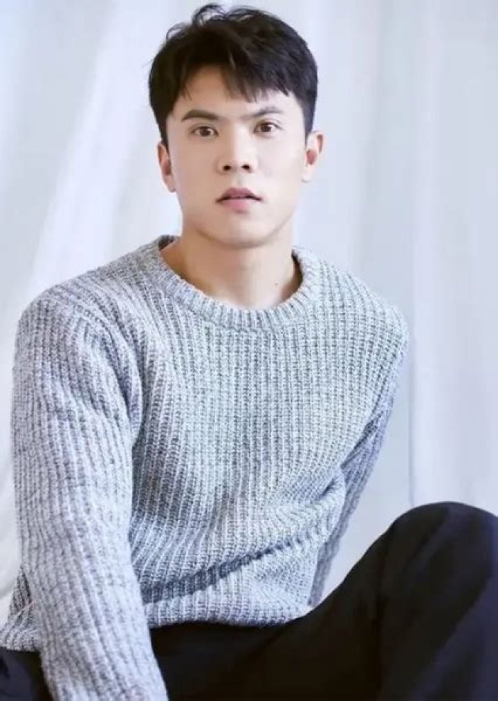 
Philip Wang Height, Weight, Net Worth, Age, Birthday, Wikipedia, Who, Nationality, Biography 