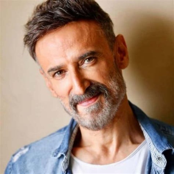 
Rahul Dev Height, Weight, Net Worth, Age, Birthday, Wikipedia, Who, Nationality, Biography 