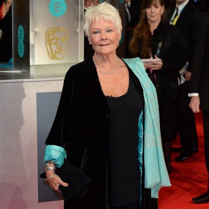Rainbow Dench Height, Weight, Net Worth, Age, Birthday, Wikipedia, Who, Nationality, Biography