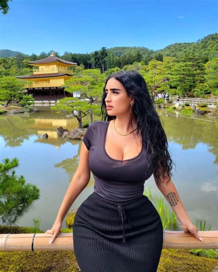 
Raissa Barbosa Height, Weight, Net Worth, Age, Birthday, Wikipedia, Who, Nationality, Biography 