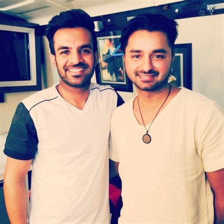 Raj Ranjodh Height, Weight, Net Worth, Age, Birthday, Wikipedia, Who, Instagram, Biography