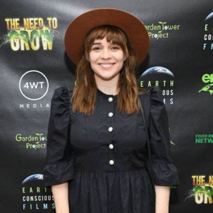 Renee Felice Smith Health Update: What Happened To Her? Career Highlights