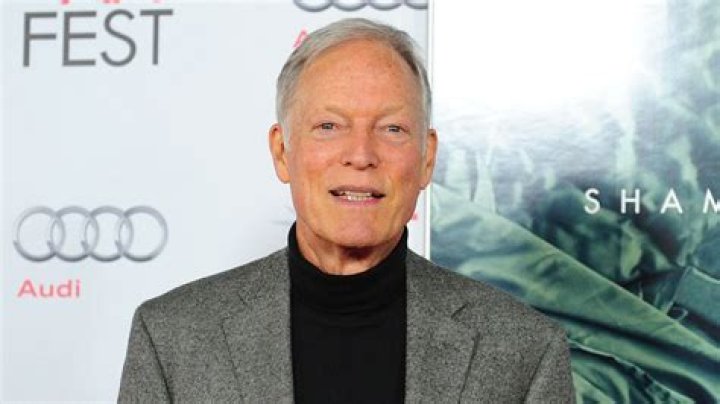 Richard Chamberlain Height, Weight, Net Worth, Age, Birthday, Wikipedia, Who, Instagram, Biography
