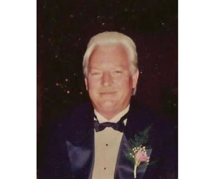 
Robert Beeson Age, Birthday, Wikipedia, Who, Nationality, Biography 