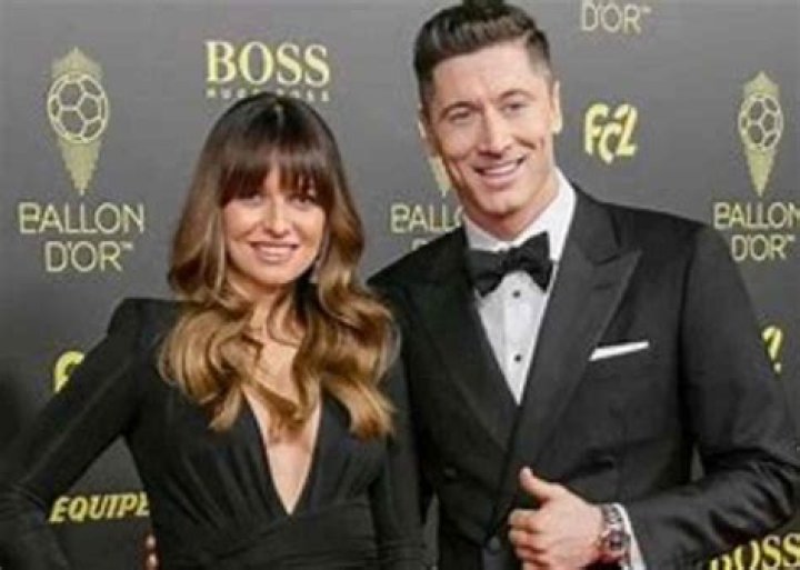 
Robert Lewandowski Wife Who is Robert Lewandowski Wife? 